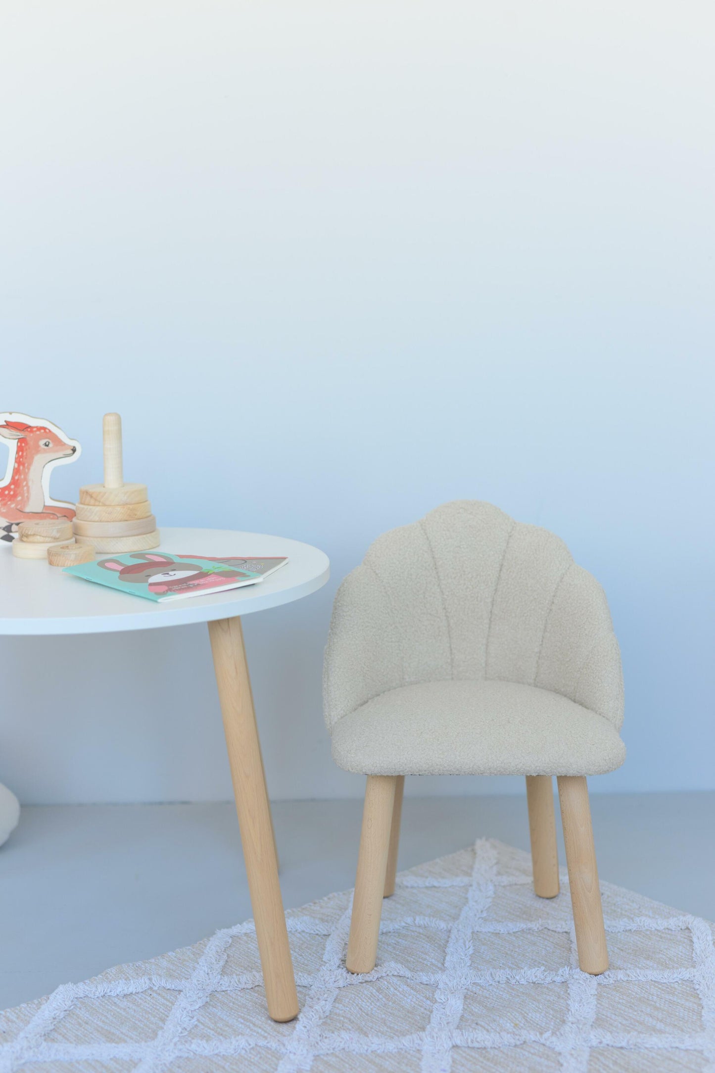 Zestaw mebli: stół bez szuflady i fotel Seashell, 3-5 lat, 105-115 cm, Bukle Beige Light
