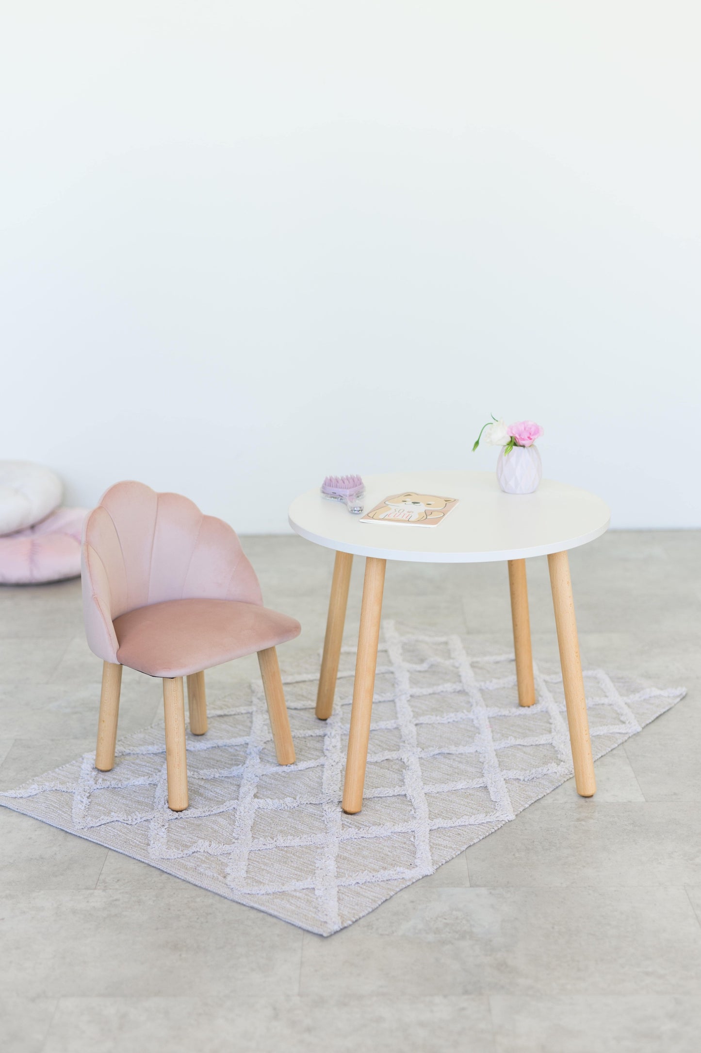 Furniture set: table without drawer and armchair Seashell, 3-5 years old, 105-115 cm, Powdered