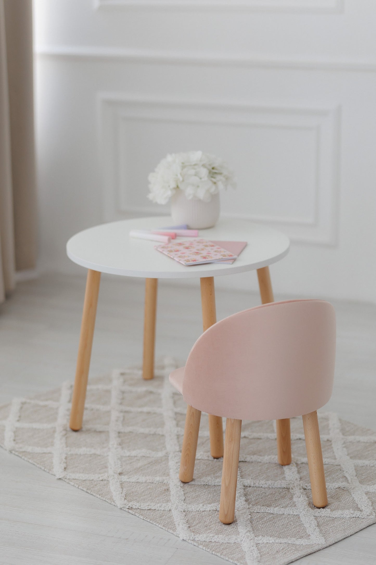 Furniture set: table without drawer and armchair, 5-7 years old, 115-125 cm, Powdered