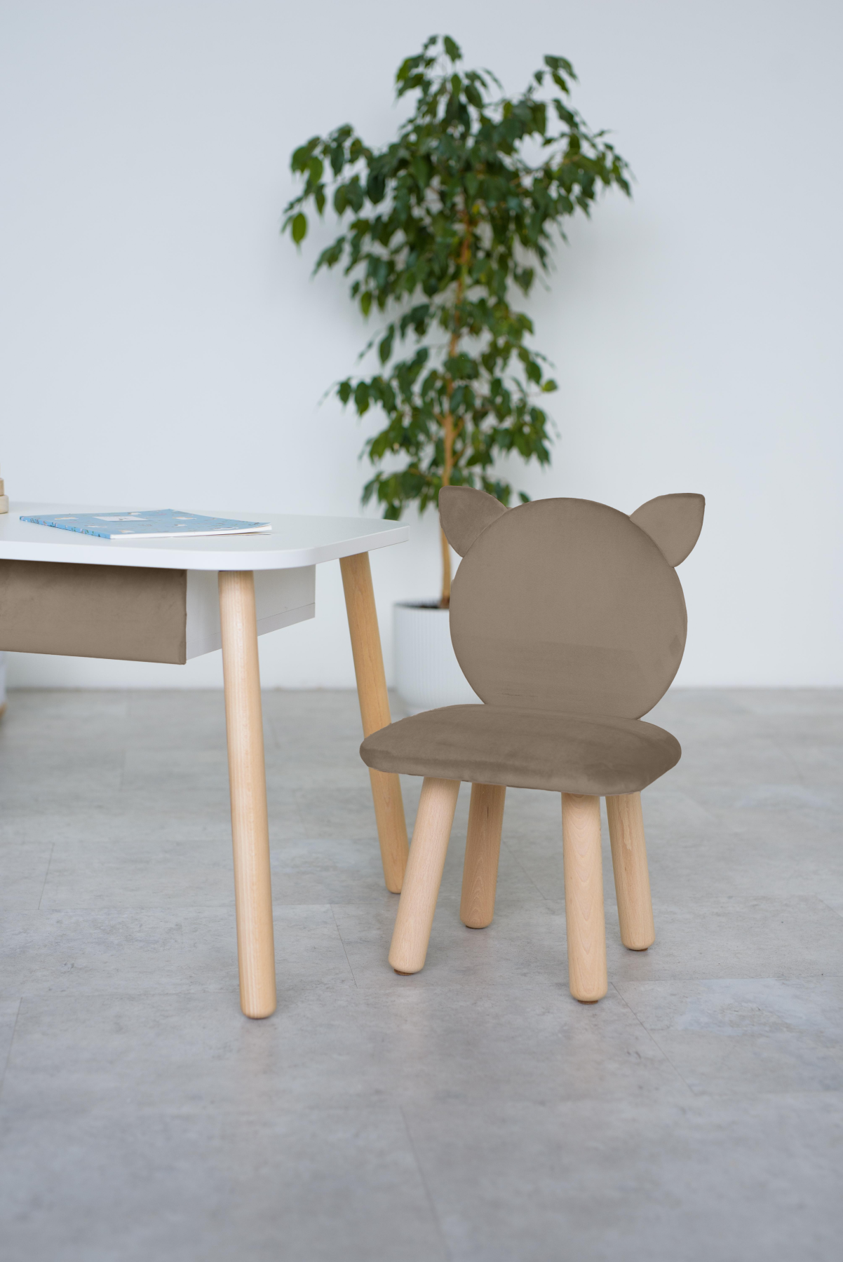 Furniture set: rectangular table with drawer and chair Cat, 2-4 years old, 90-105 cm, Cappuccino