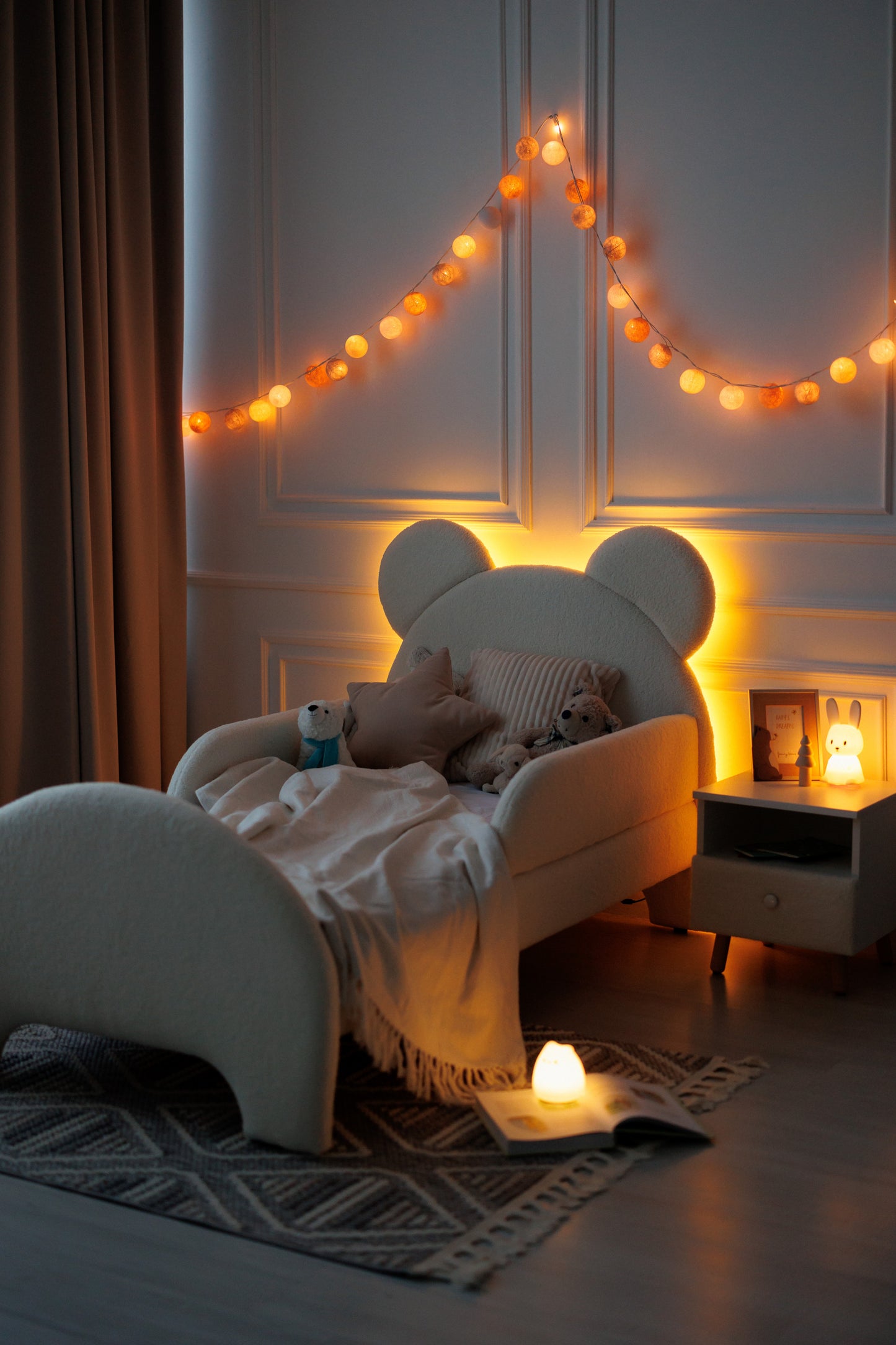 Children's bed Bear with lighting, size 80x190 cm, Bukle Milk