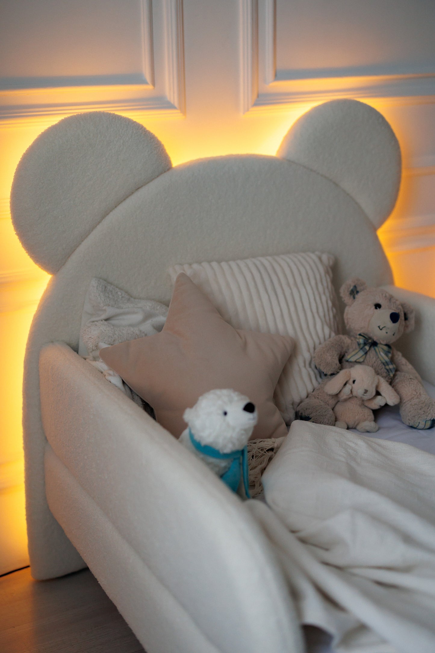 Children's bed Bear with lighting, size 80x200 cm, Bukle Milk