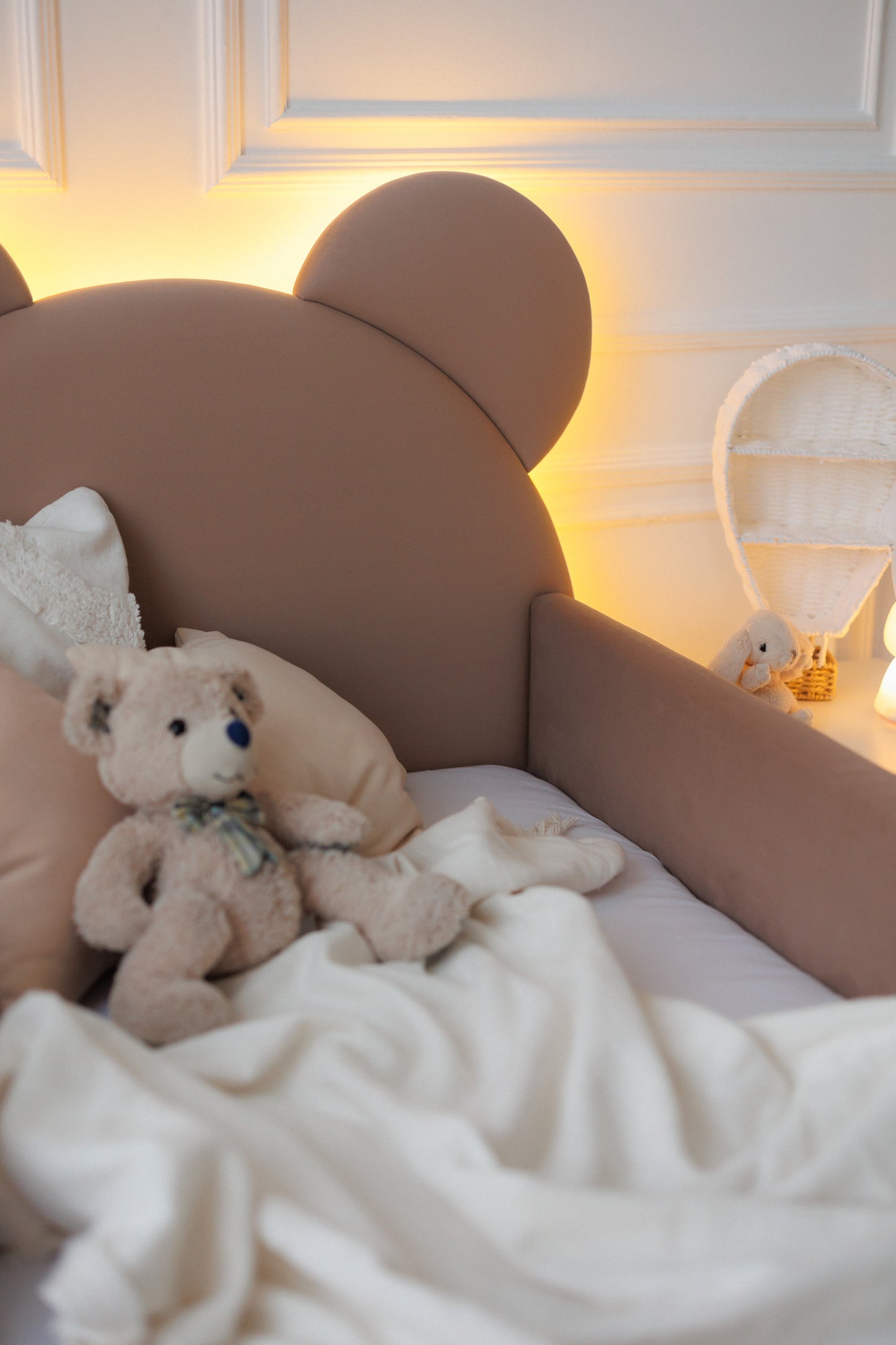 Children's bed Bear with lighting, size 80x190 cm, Cocoa