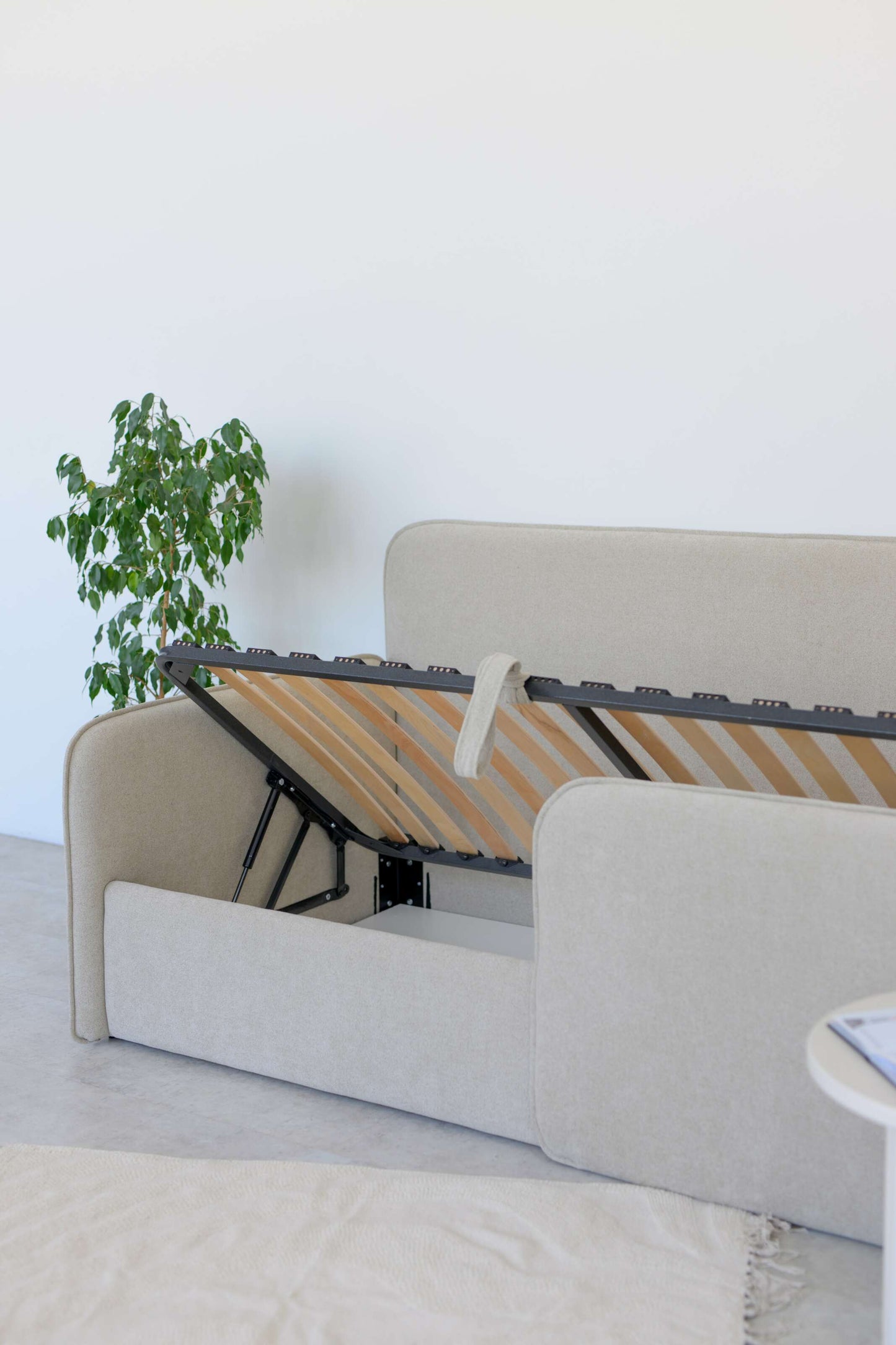 Children's bed Tim Lounge, size 90x200 cm, Sandy