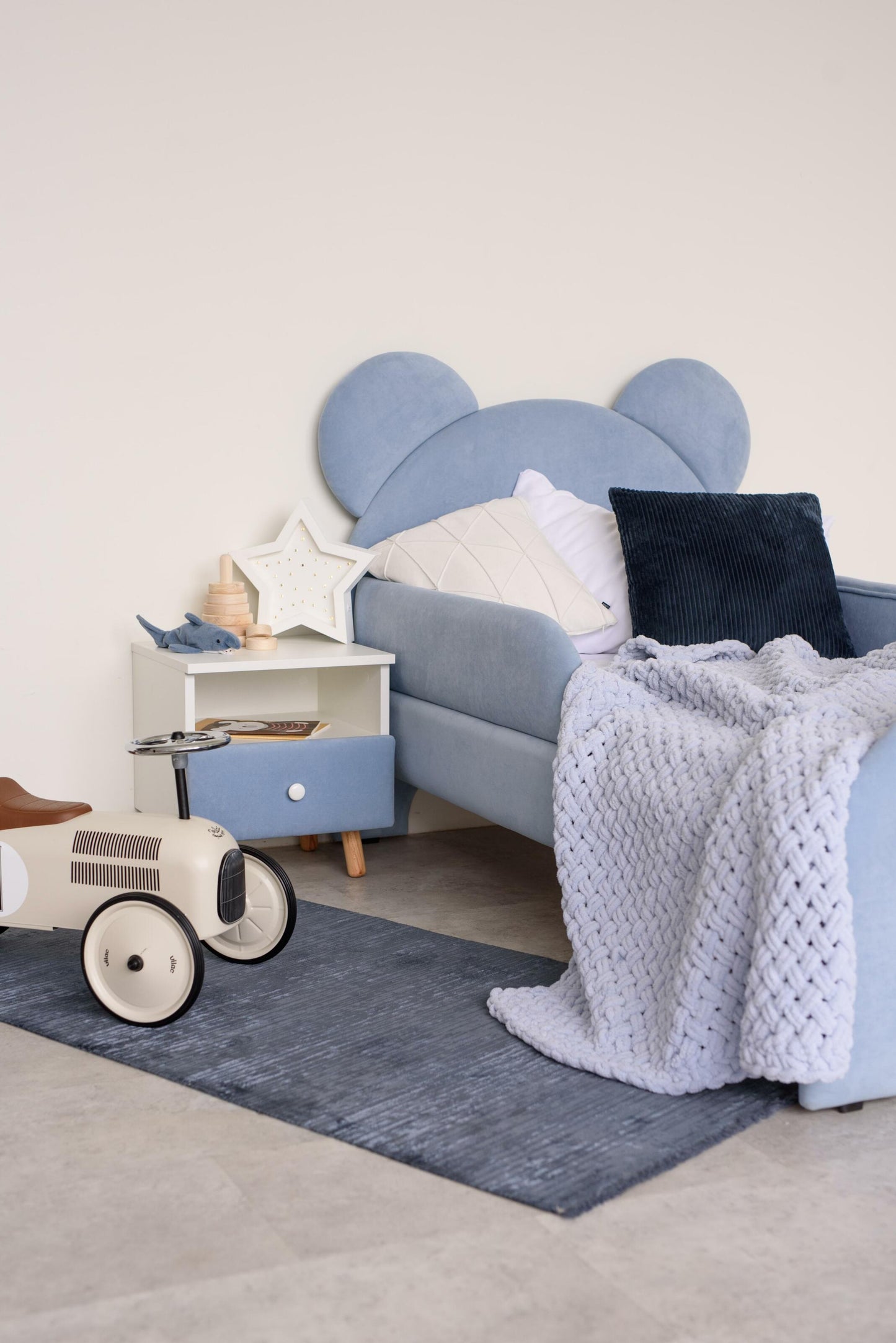 Children's bed Bear, size 80x160 cm, Cyan