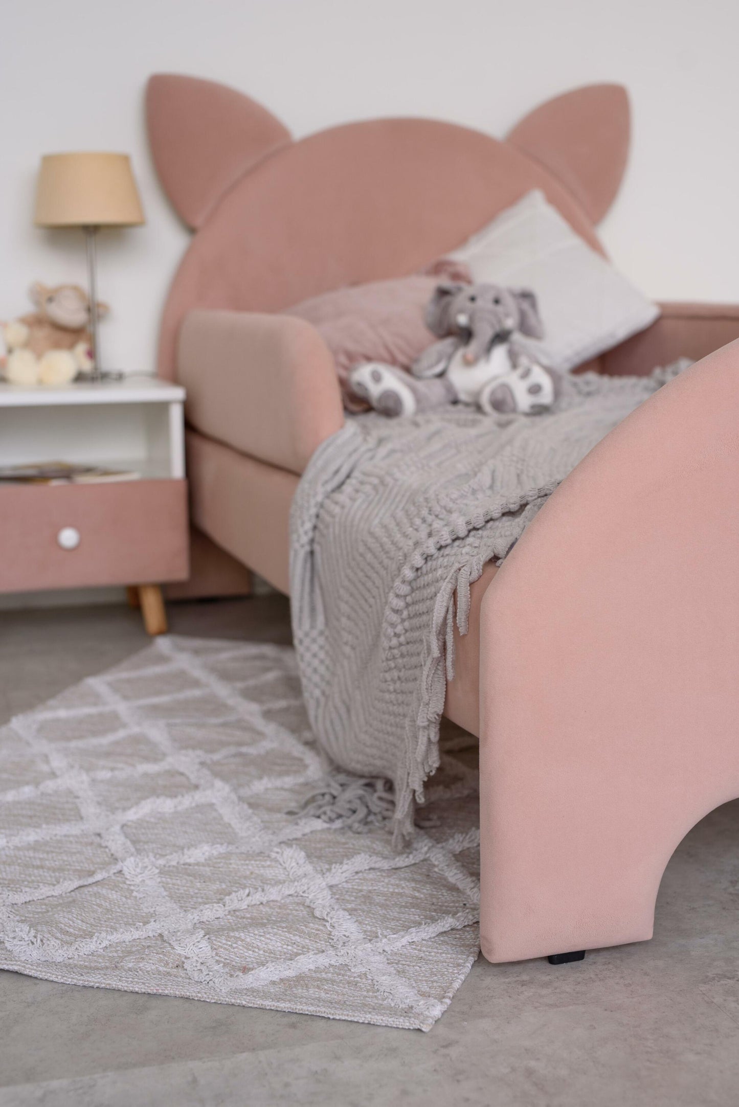 Children's bed Cat, size 80x200 cm, Powdered