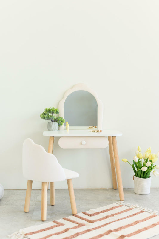 Furniture set: children's dressing table Ariel and armchair Seashell, 3-5 years old, 105-115 cm, Milk