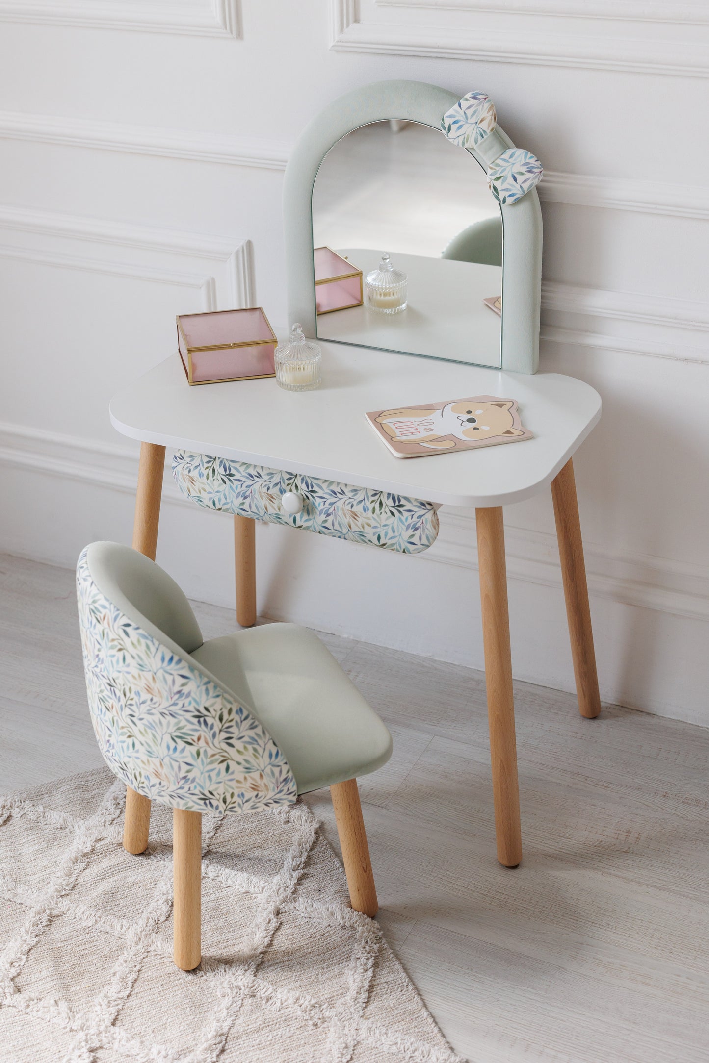 Furniture set: children's dressing table Mavka with a bow and armchair Mavka, 5-7 years old, 115-125 cm, Mint