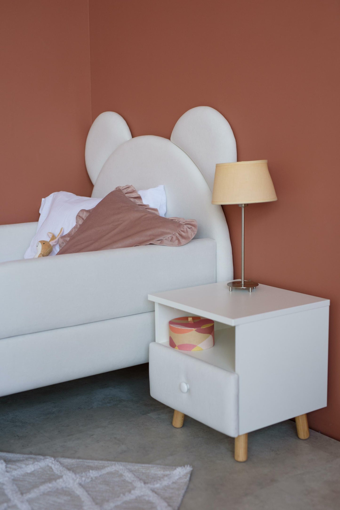 Children's bed Bear, size 80x160 cm, Milk