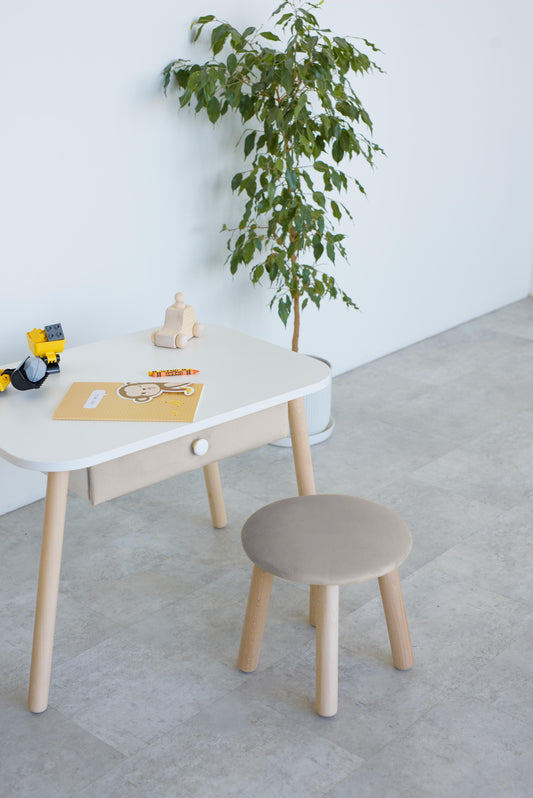 Kids stool, 5-7 years old, 115-125 cm, Latte
