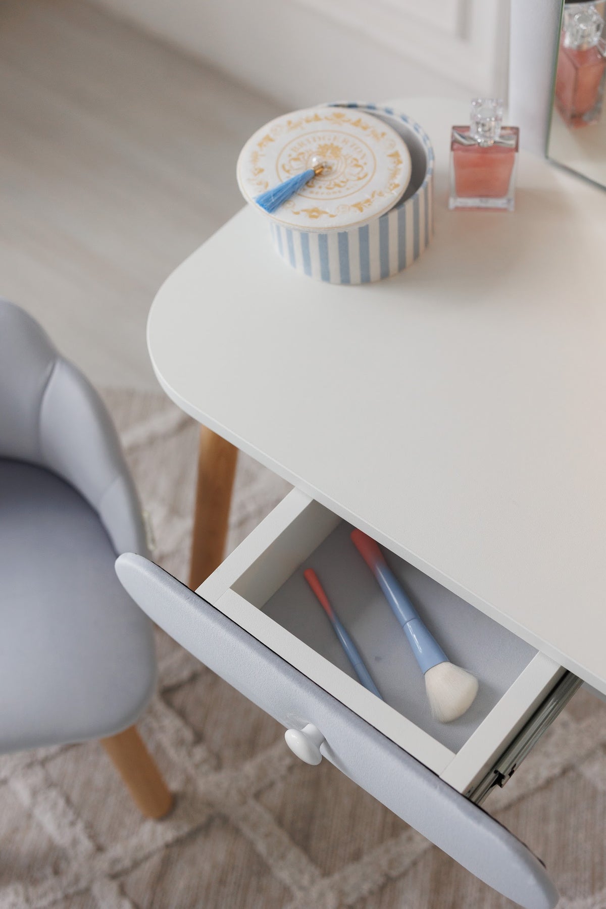 Meubelset: kinderkaptafel Ariel en fauteuil Schelp, 2-4 jaar, 90-105 cm, Zachtblauw — aanzicht 5