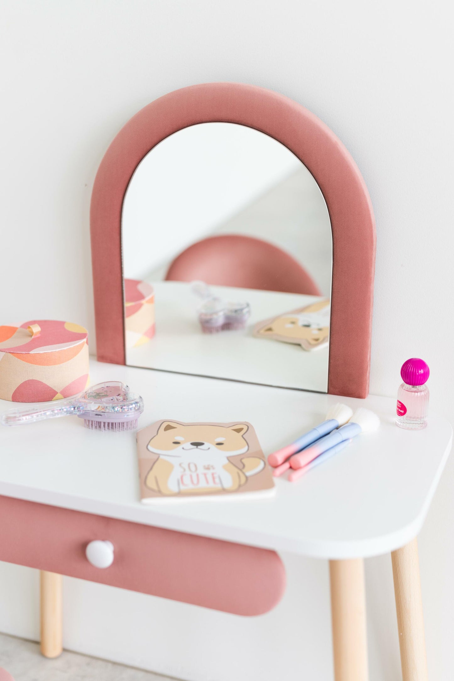 Furniture set: children's dressing table without bow and armchair, 5-7 years old, 115-125 cm, Pink