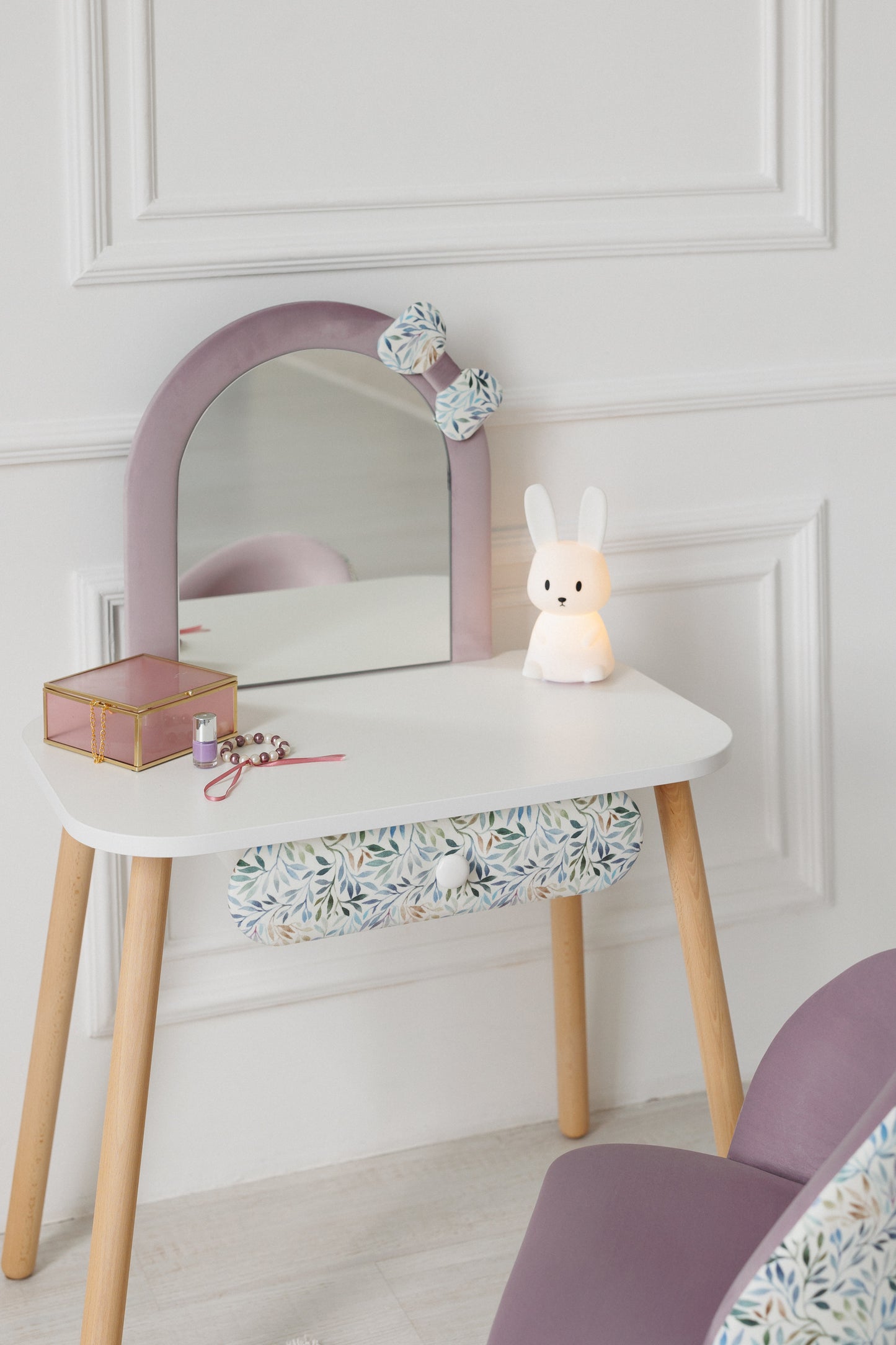 Furniture set: children's dressing table Mavka with a bow and armchair Mavka, 3-5 years old, 105-115 cm, Lilac