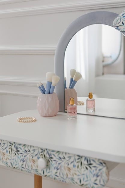 Zestaw mebli: toaletka dziecięca Mavka z kokardą i fotel Mavka, 3-5 lat, 105-115 cm, Miękki niebieski