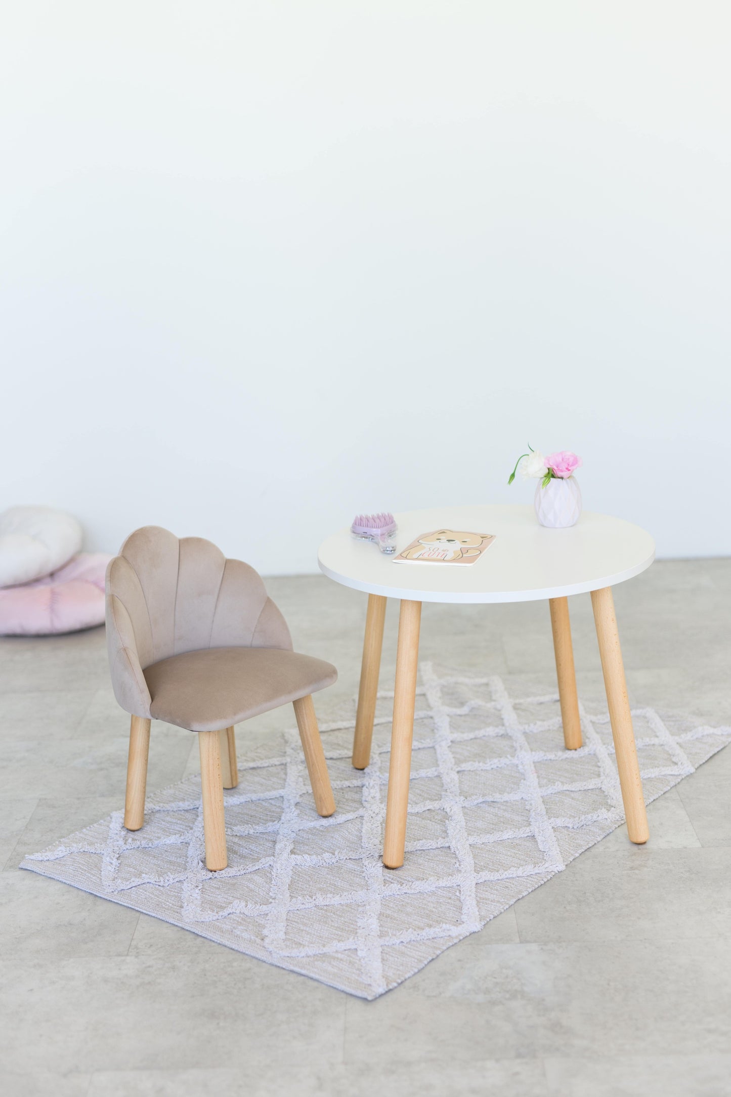 Furniture set: table without drawer and armchair Seashell, 5-7 years old, 115-125 cm, Latte