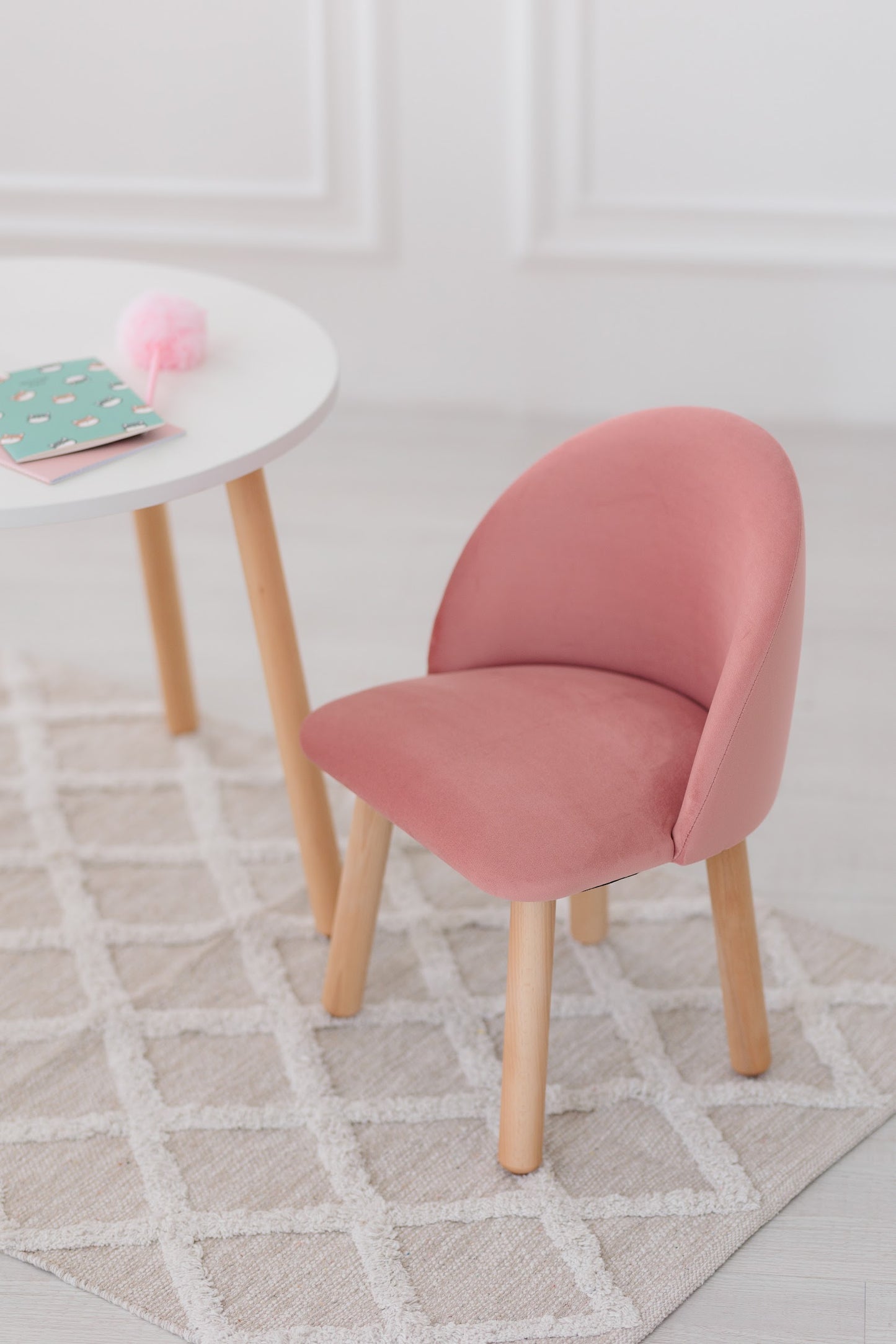 Furniture set: table without drawer and armchair, 5-7 years old, 115-125 cm, Pink