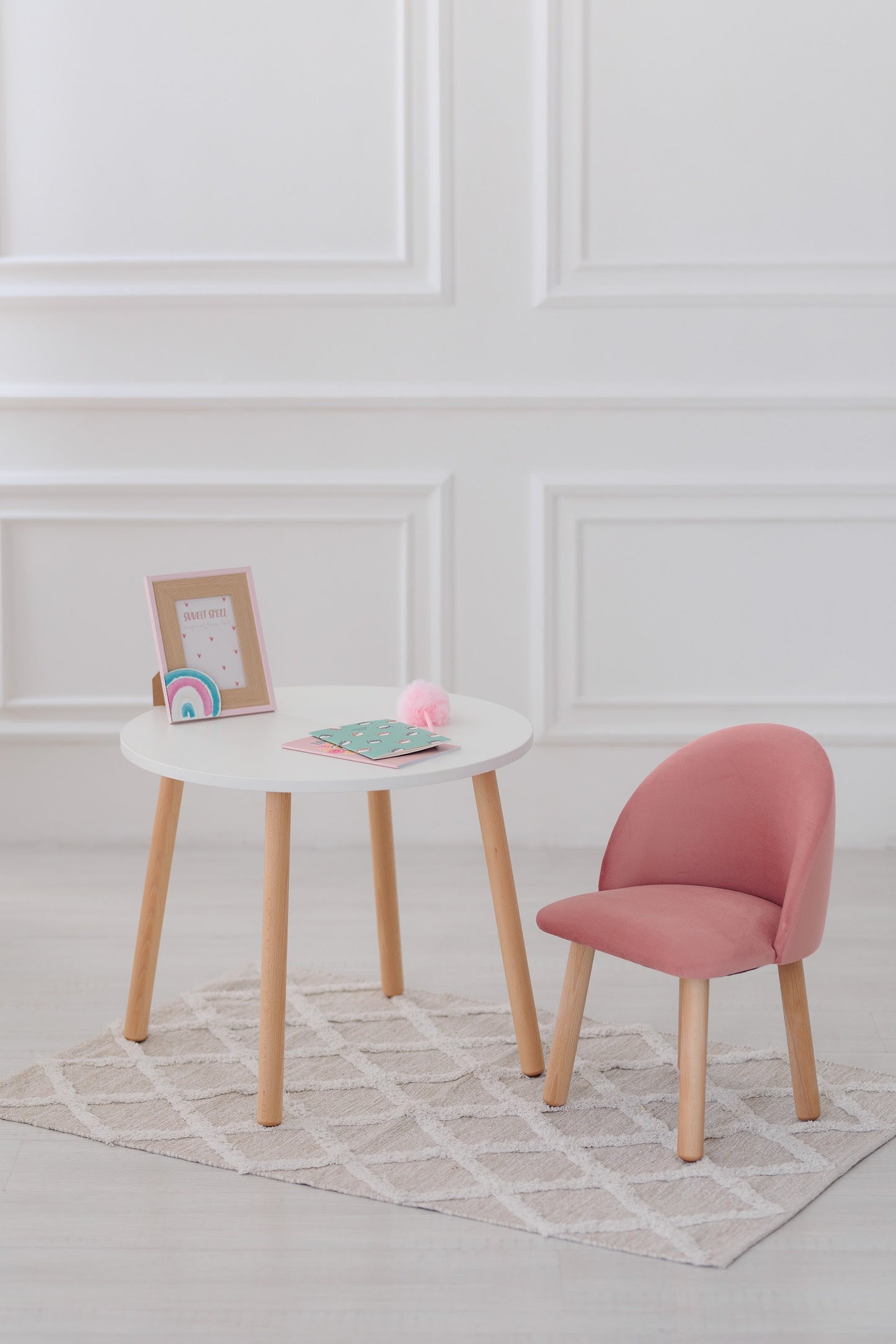 Furniture set: table without drawer and armchair, 5-7 years old, 115-125 cm, Pink