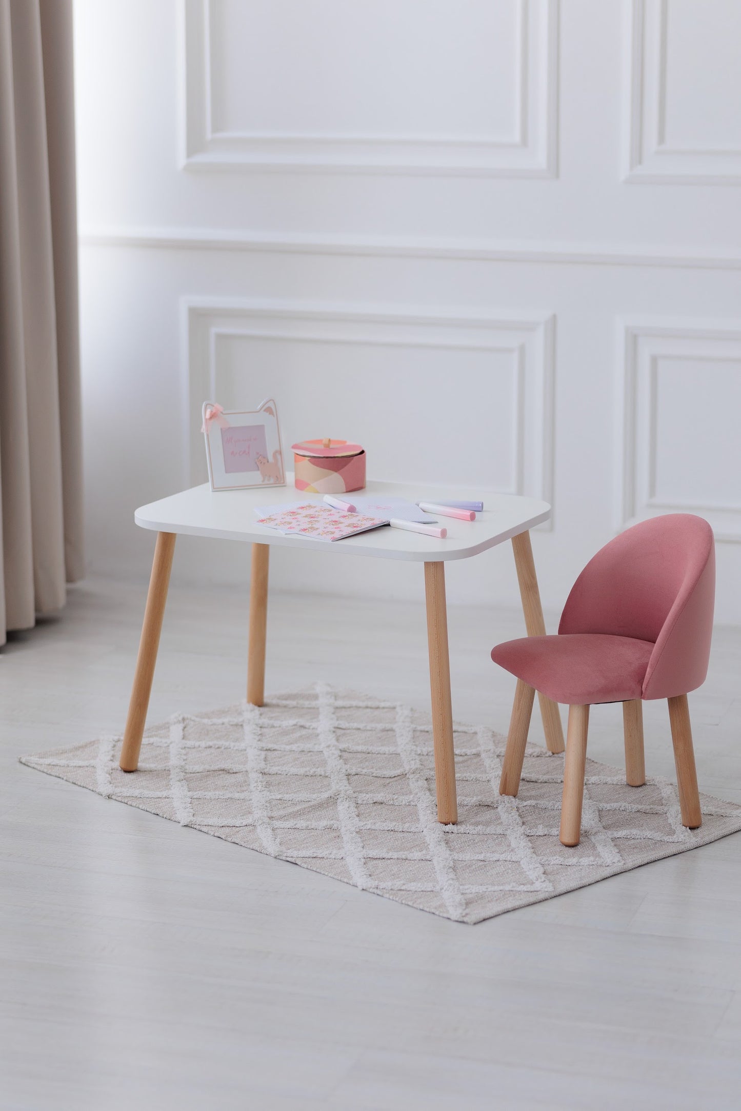 Furniture set: rectangular table without drawer and armchair, 2-4 years old, 90-105 cm, Pink
