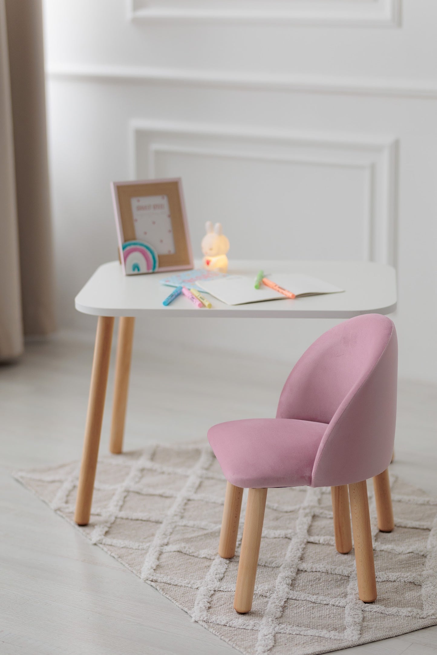 Furniture set: rectangular table without drawer and armchair, 3-5 years old, 105-115 cm, Soft pink