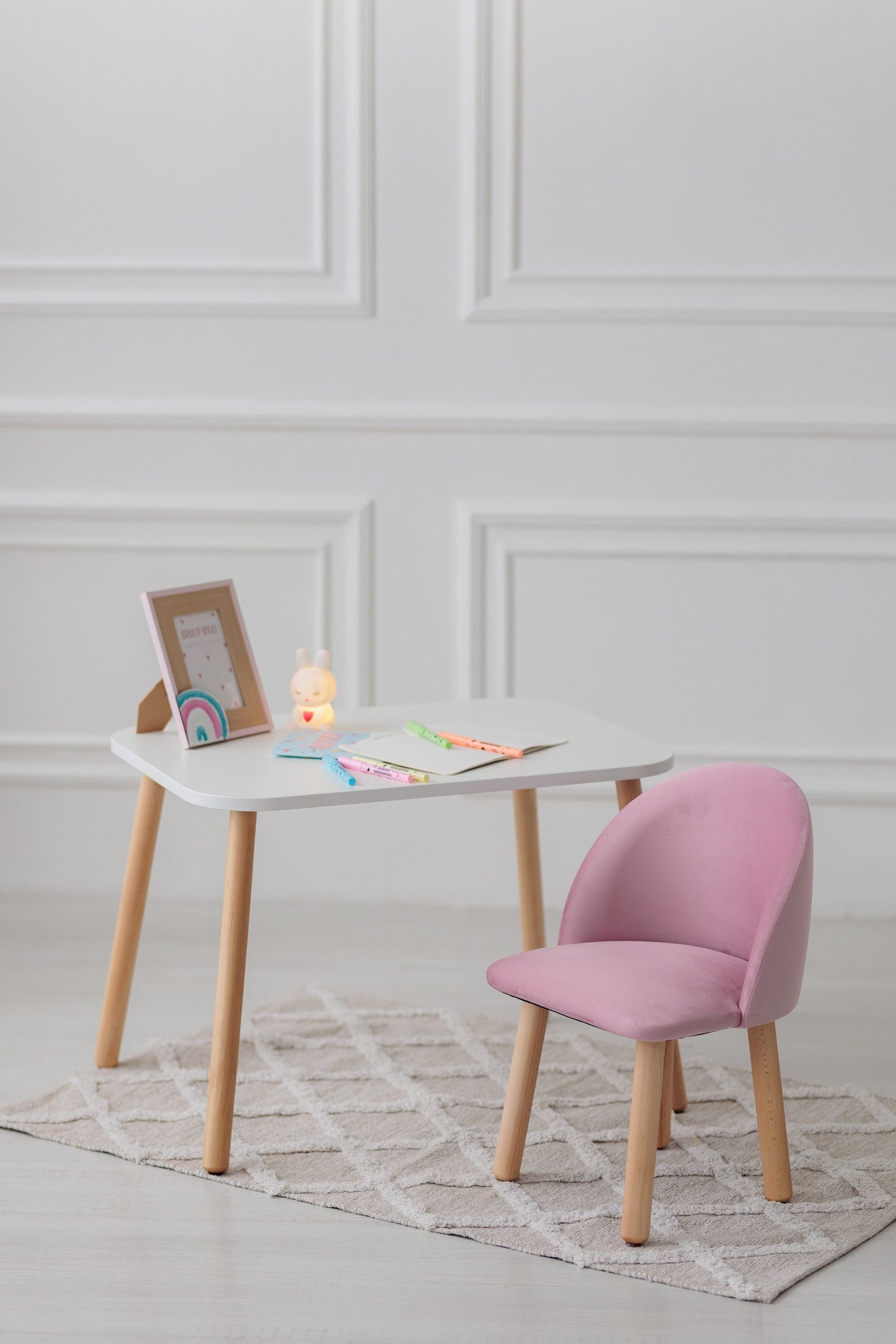 Furniture set: rectangular table without drawer and armchair, 3-5 years old, 105-115 cm, Soft pink