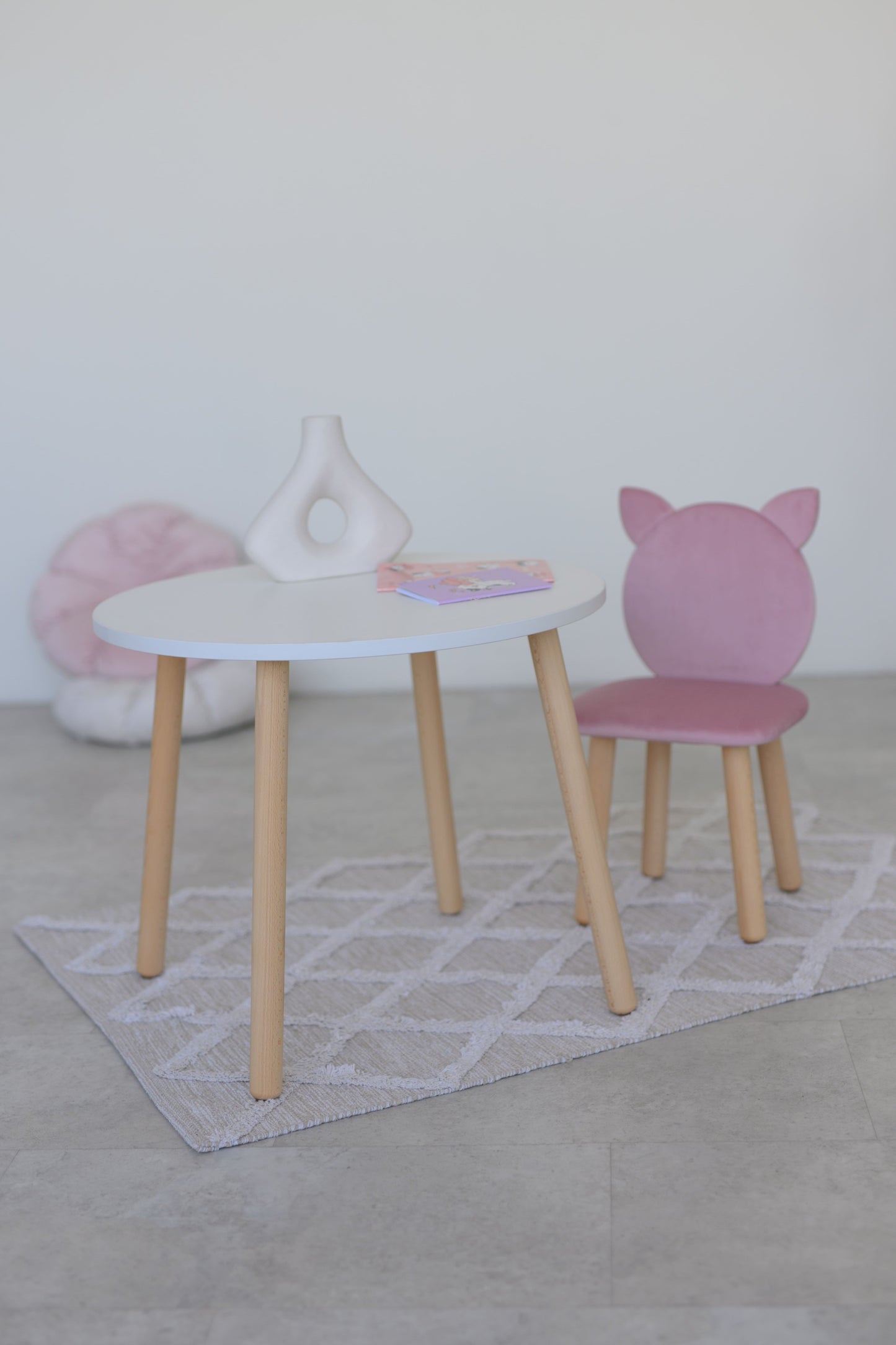 Furniture set: table without drawer and chair Cat, 3-5 years old, 105-115 cm, Soft pink