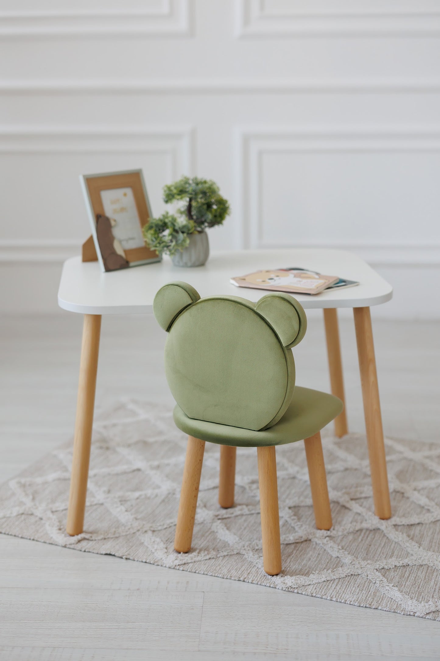 Furniture set: rectangular table without drawer and chair Bear, 2-4 years old, 90-105 cm, Olive