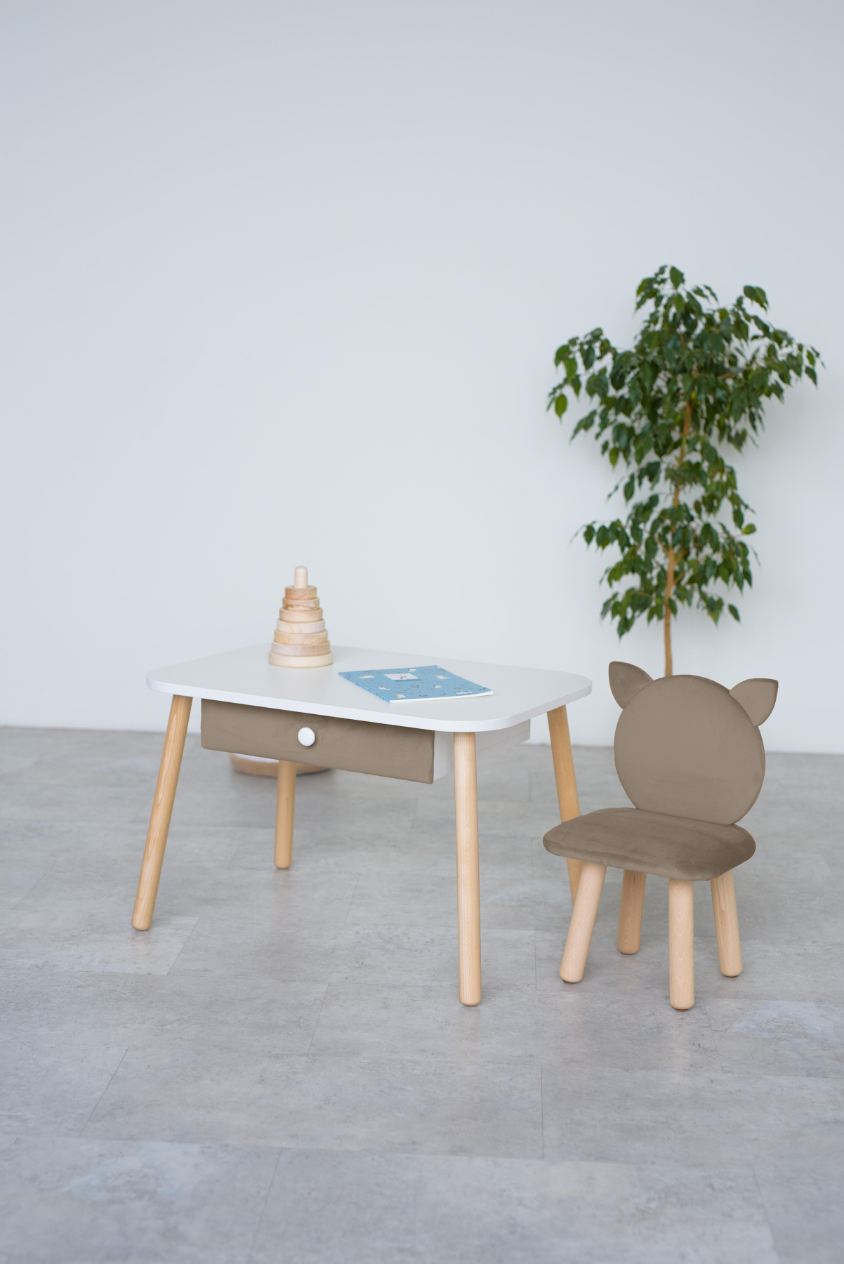 Furniture set: rectangular table with drawer and chair Cat, 5-7 years old, 115-125 cm, Cappuccino