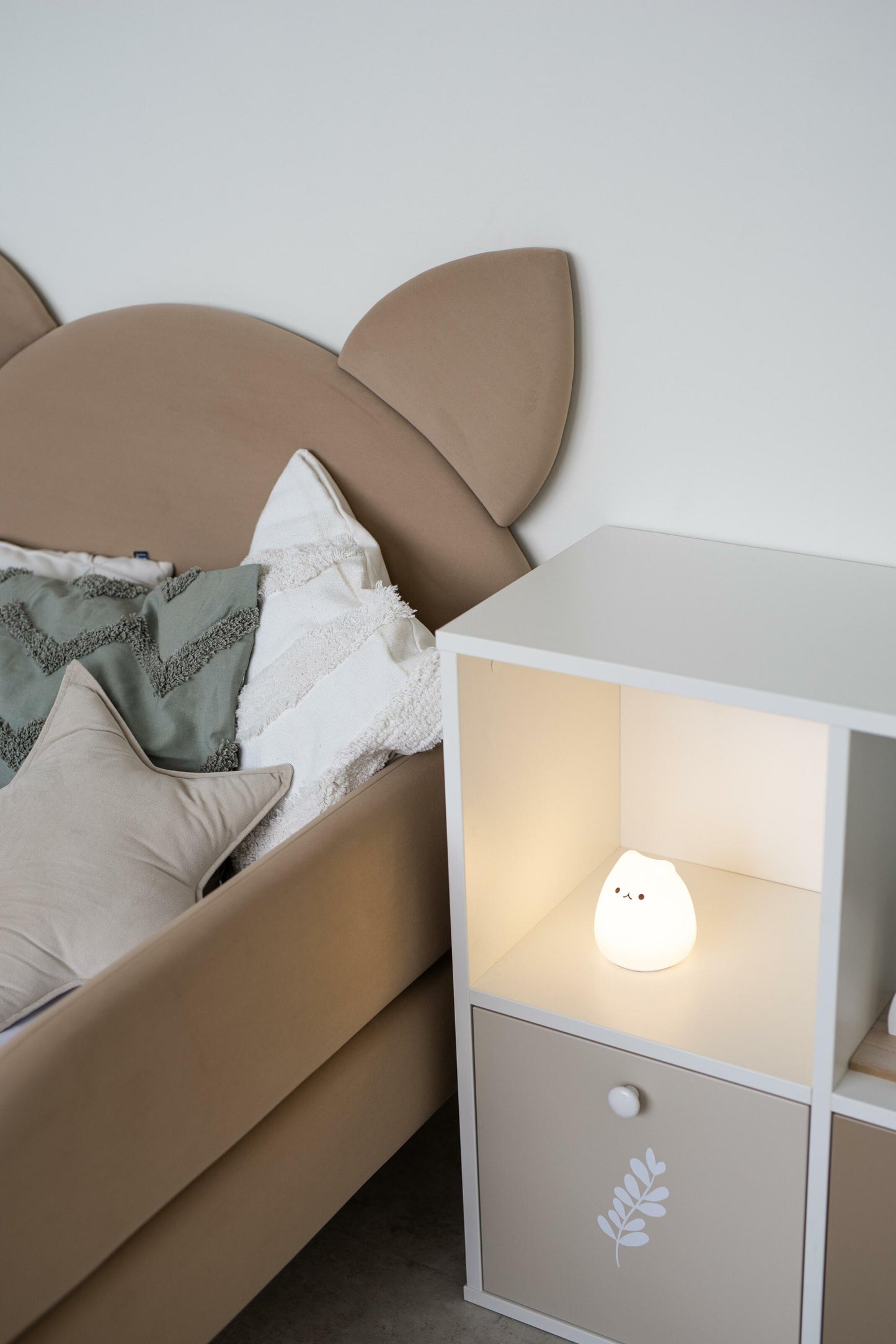 Children's bed Cat, size 90x200 cm, Latte