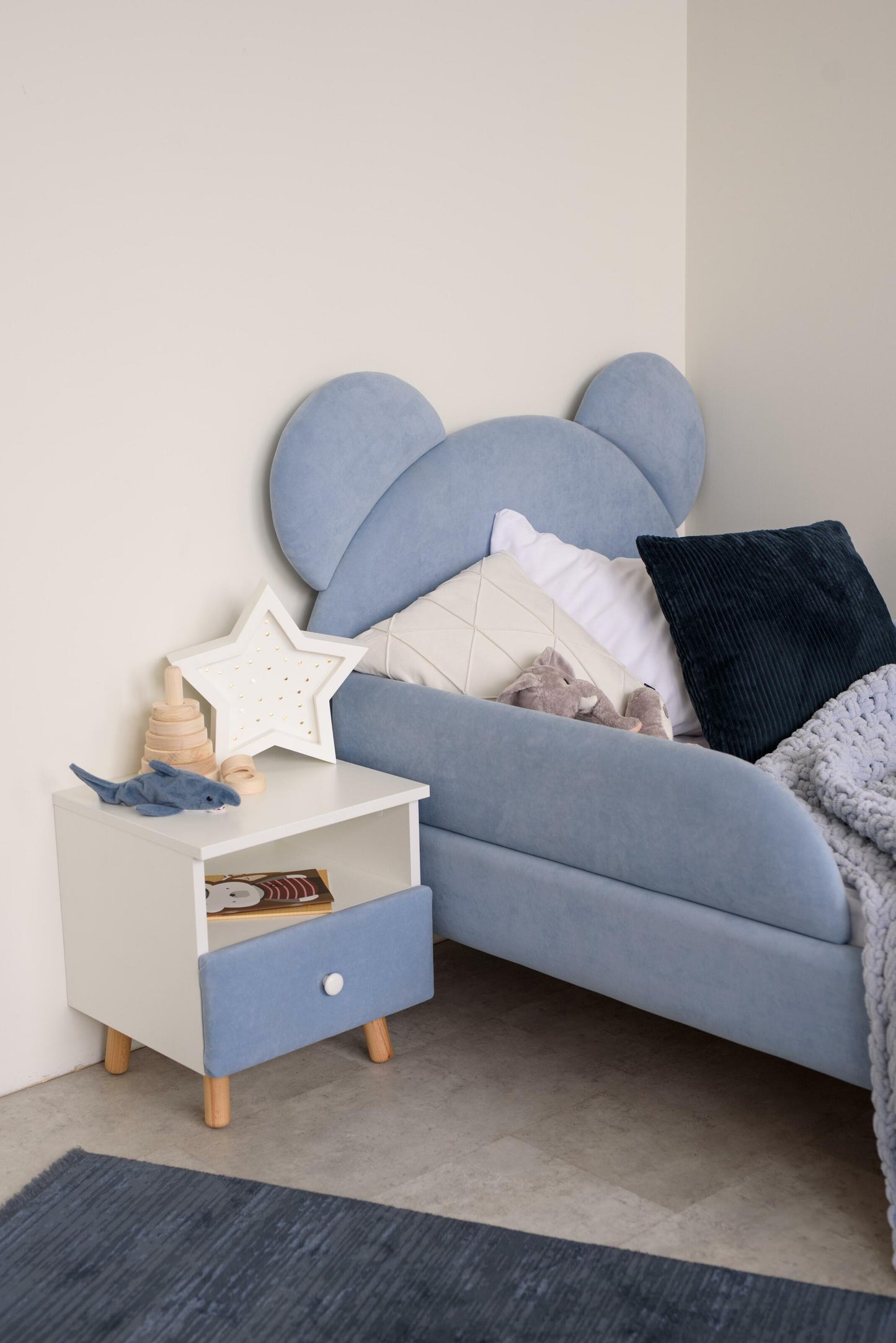 Children's bed Bear, size 90x190 cm, Cyan