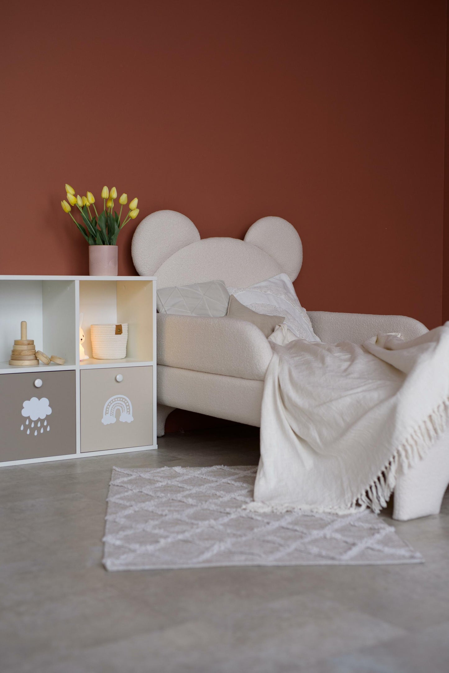 Children's bed Bear, size 80x200 cm, Bukle Milk