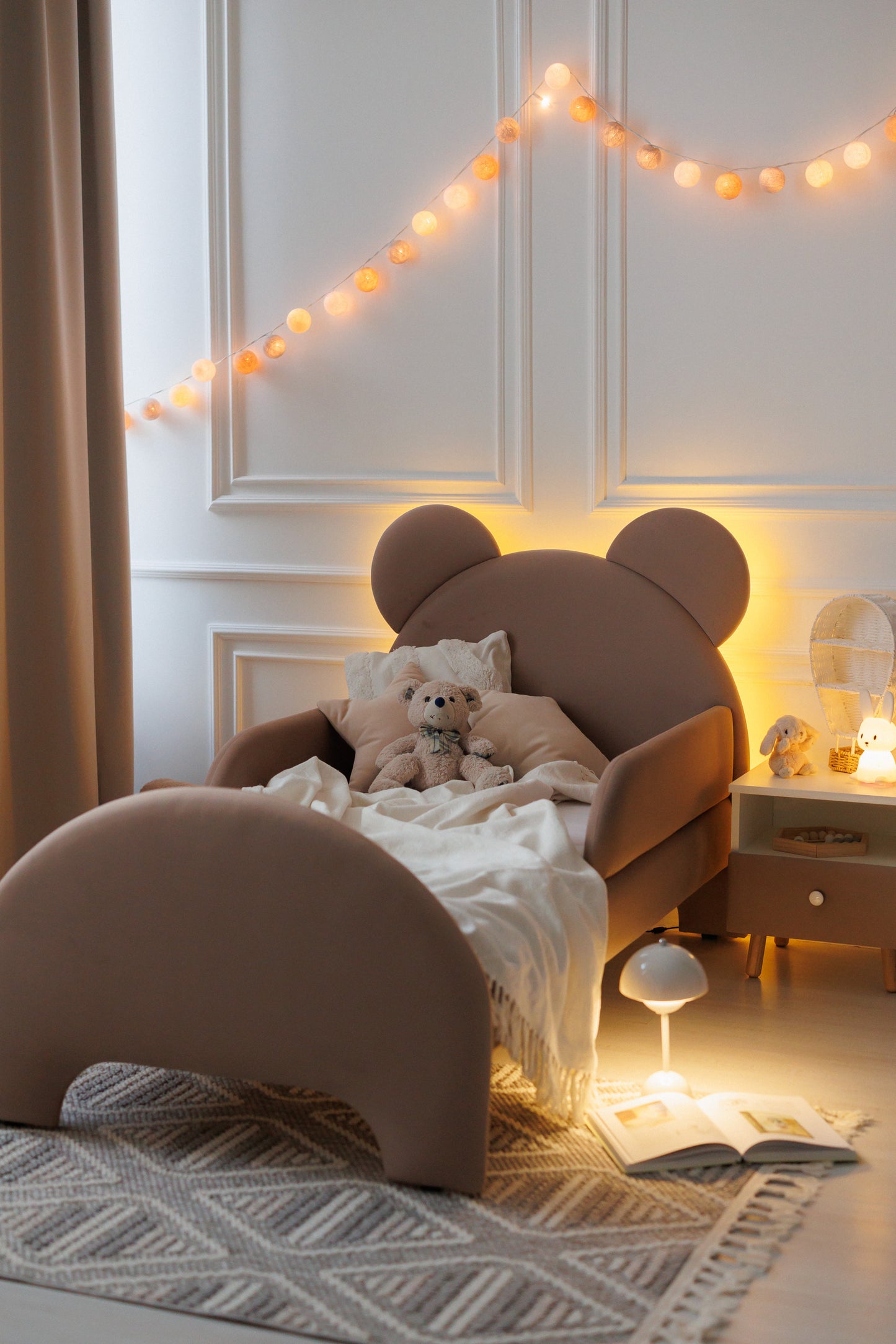Children's bed Bear with lighting, size 90x190 cm, Cocoa