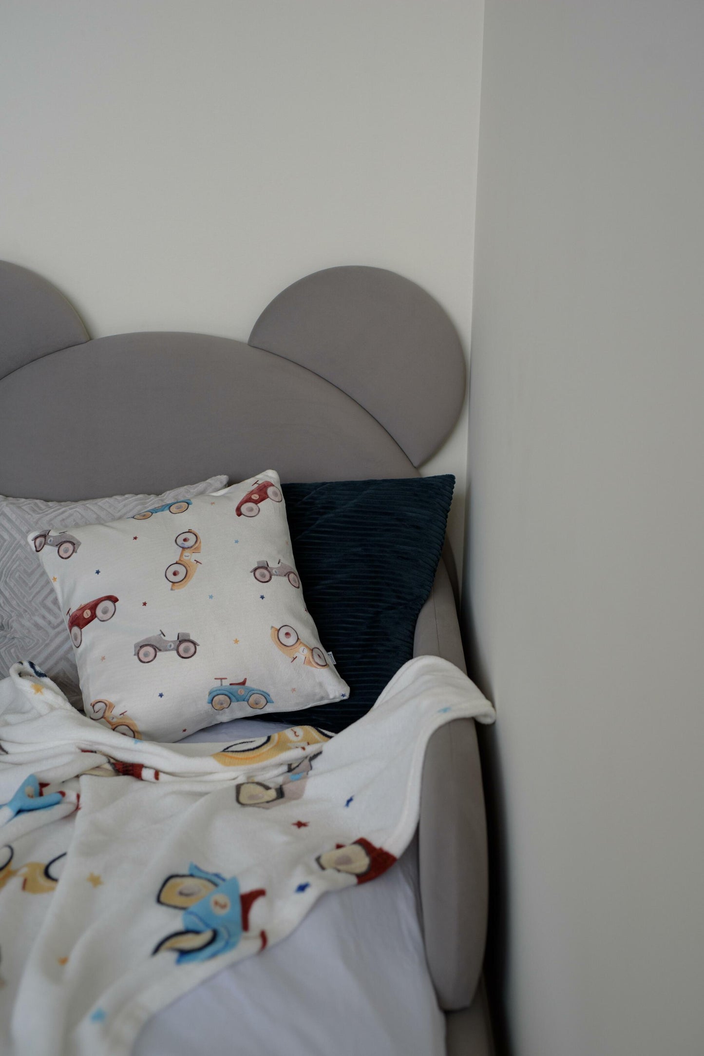 Children's bed Bear, size 80x200 cm, Deep gray