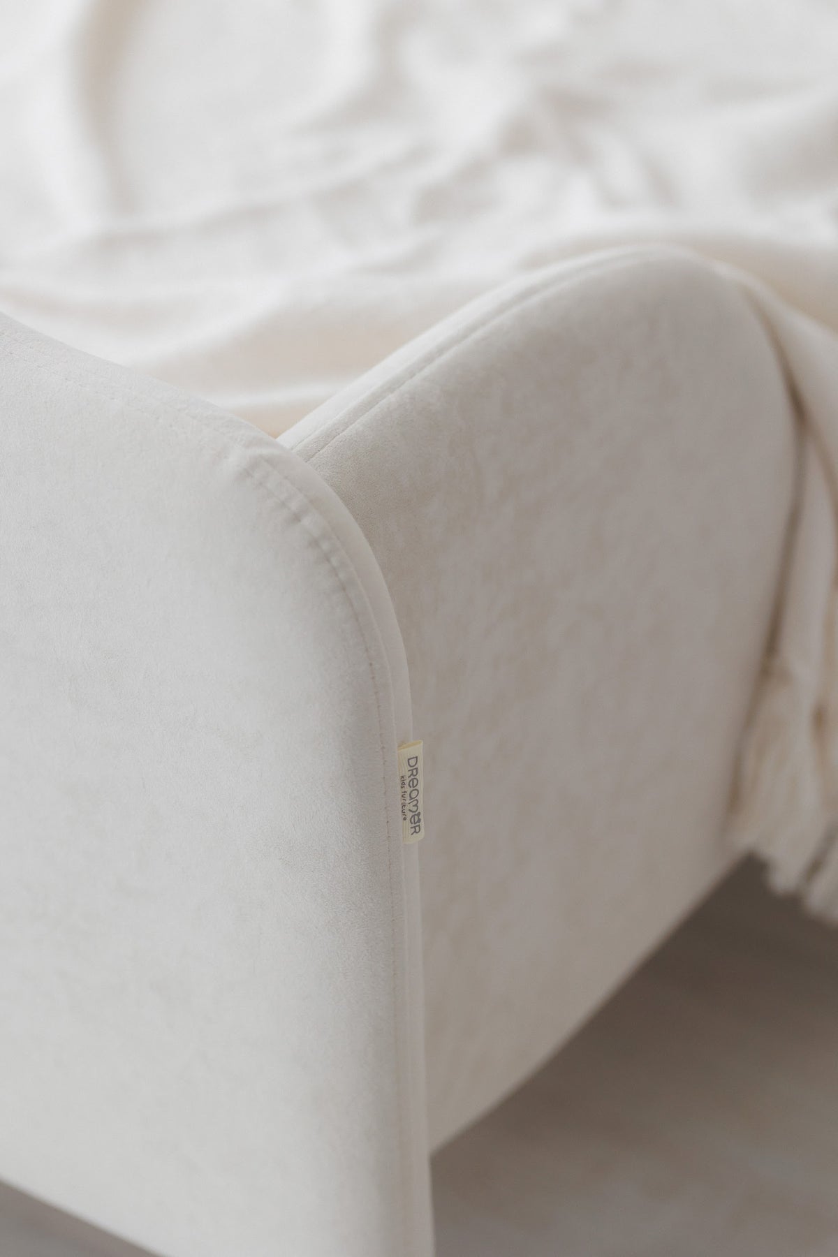 Children's bed with mattress Amelie, Milk — view 8