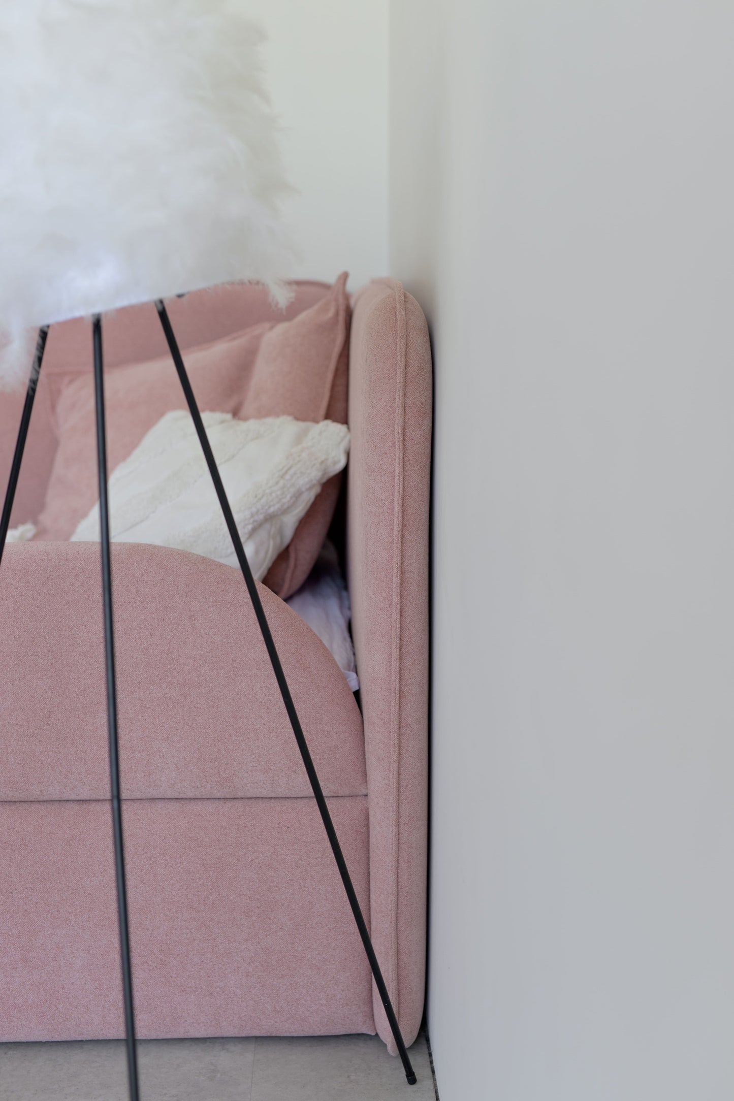 Children's bed Tim + protective side, size 90x200 cm, Pink