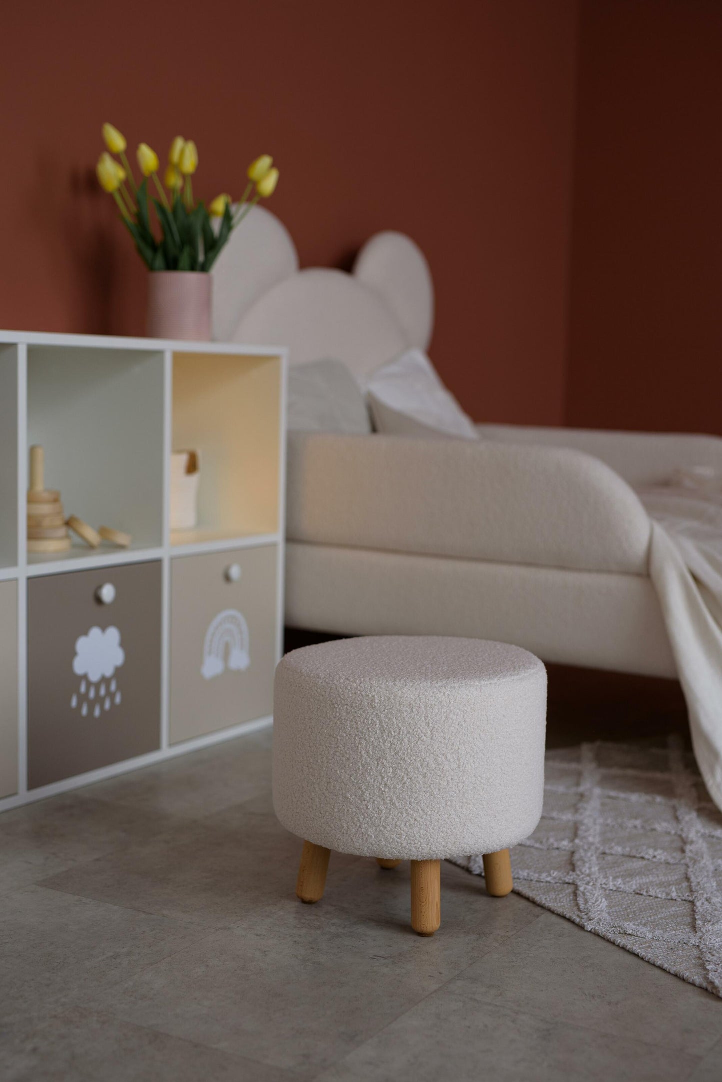 Velour pouf for children and adults, Bukle Milk