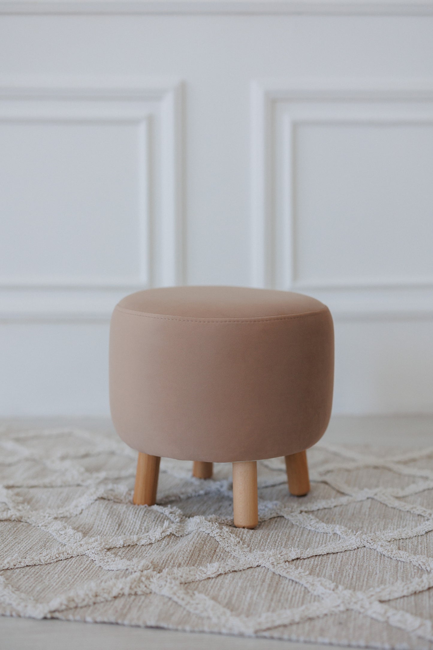 Velour pouf for children and adults, Cocoa