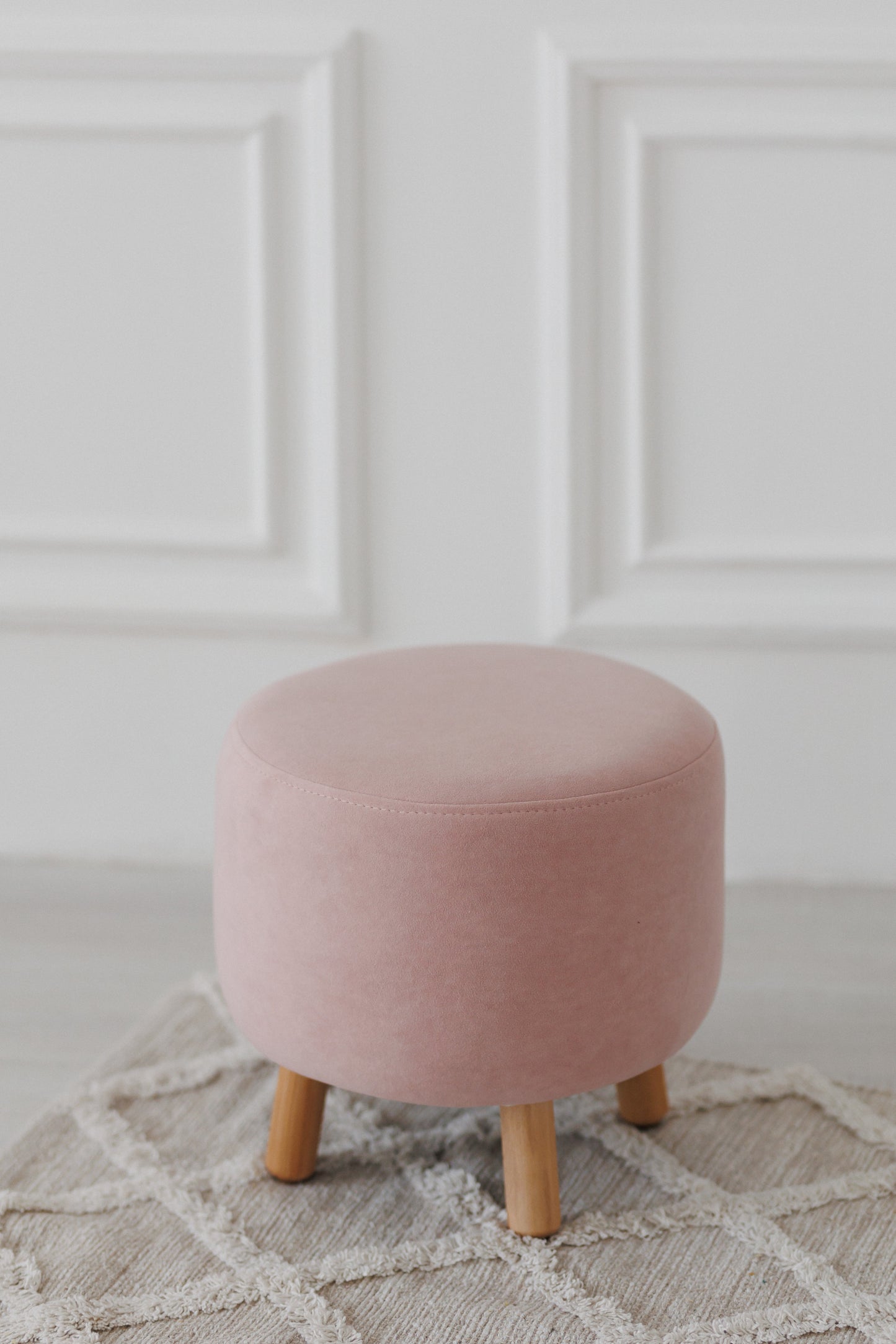 Velour pouf for children and adults, Soft pink