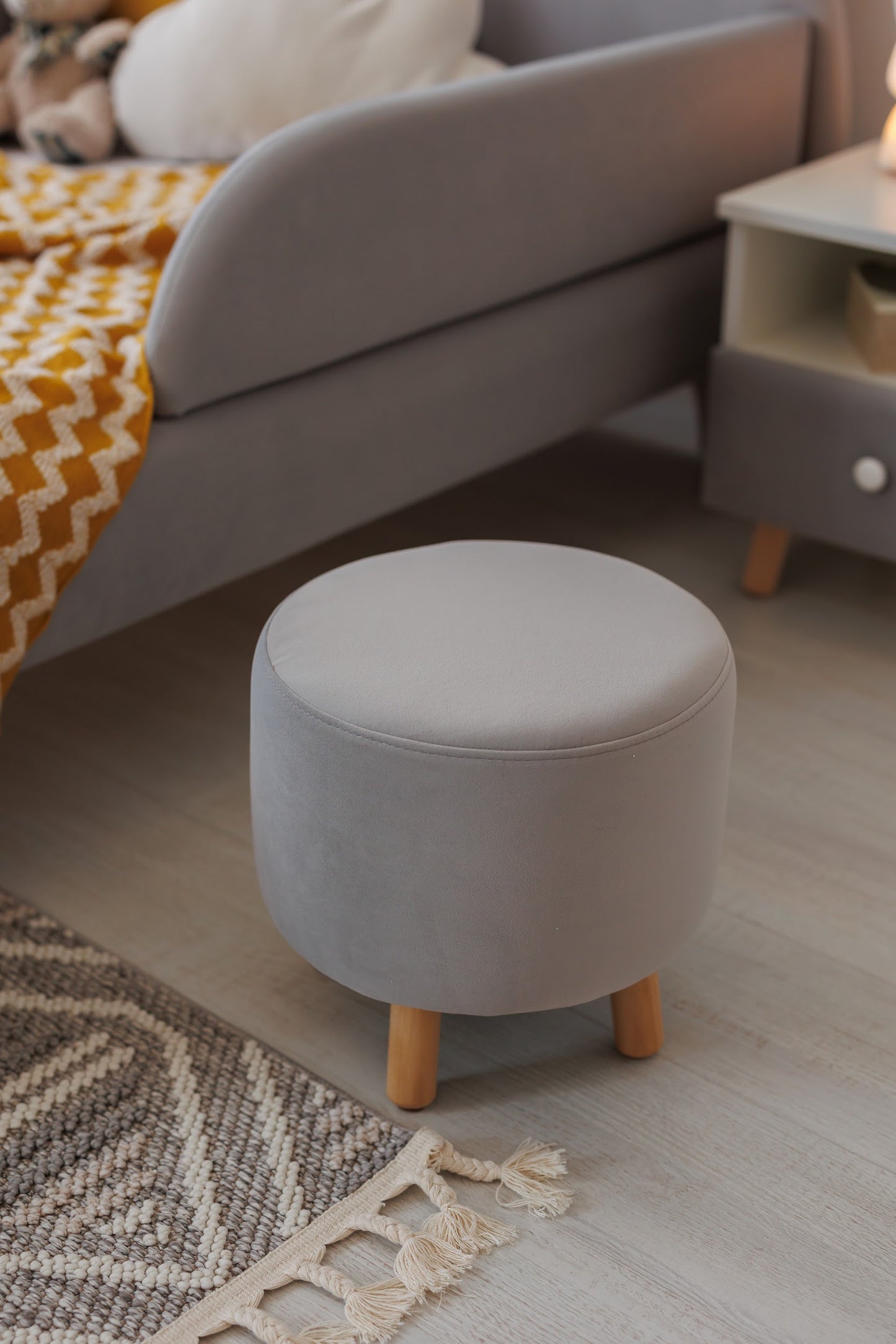Velour pouf for children and adults, Smoky gray