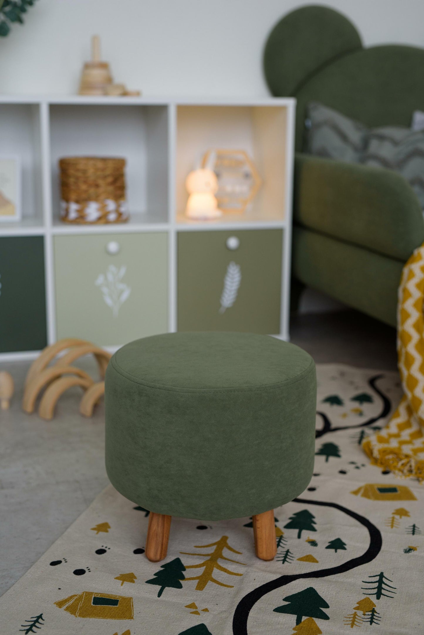 Velour pouf for children and adults, Forest green