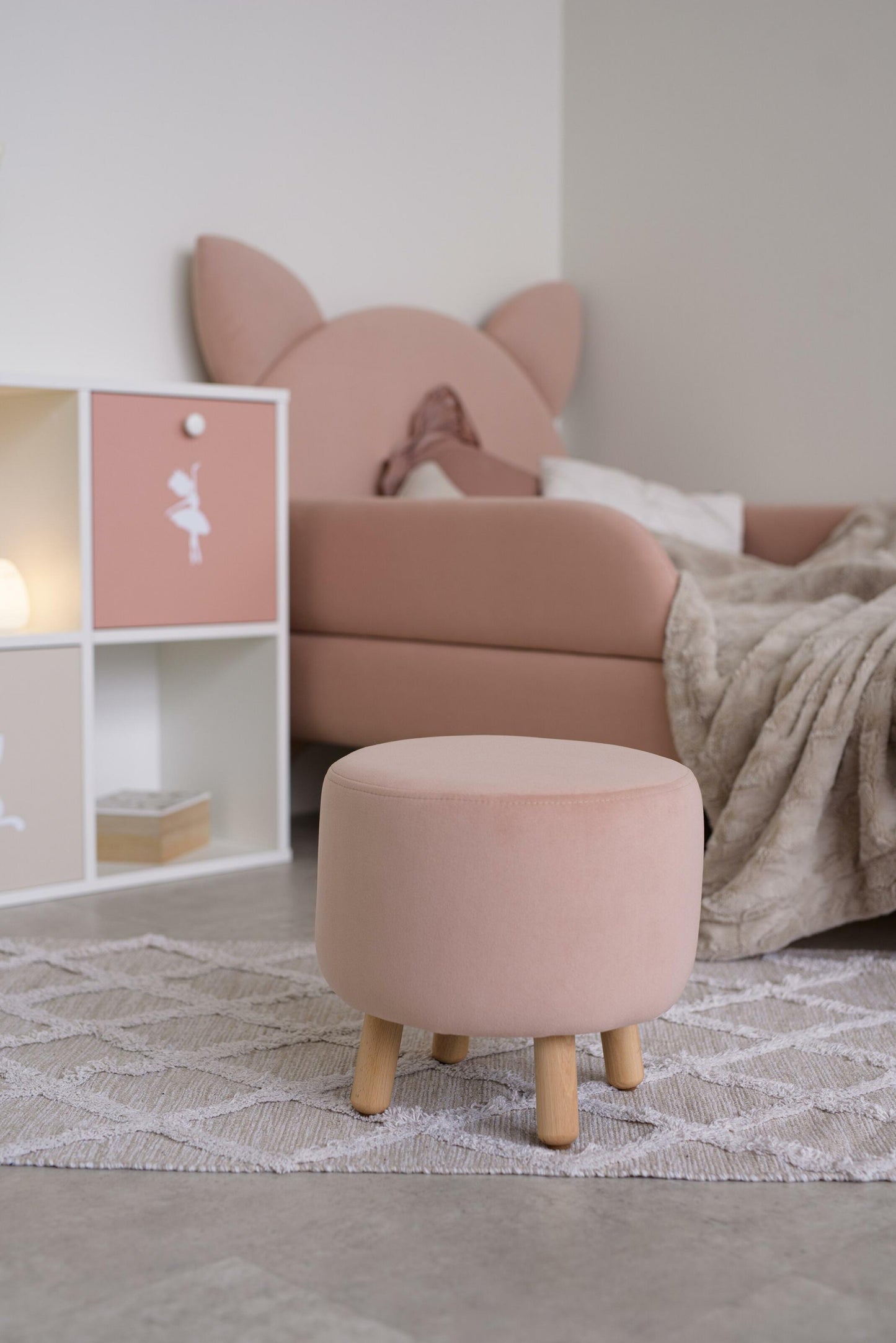 Velour pouf for children and adults, Powdered