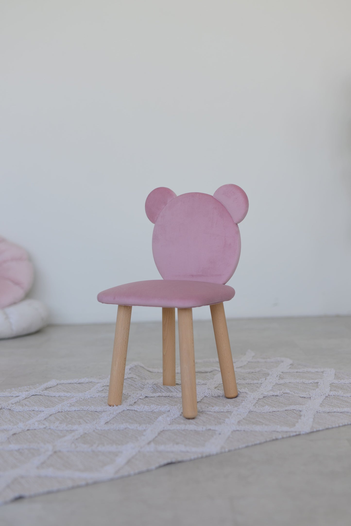 Children's soft chair Bear, 5-7 years old, 115-125 cm, Soft pink