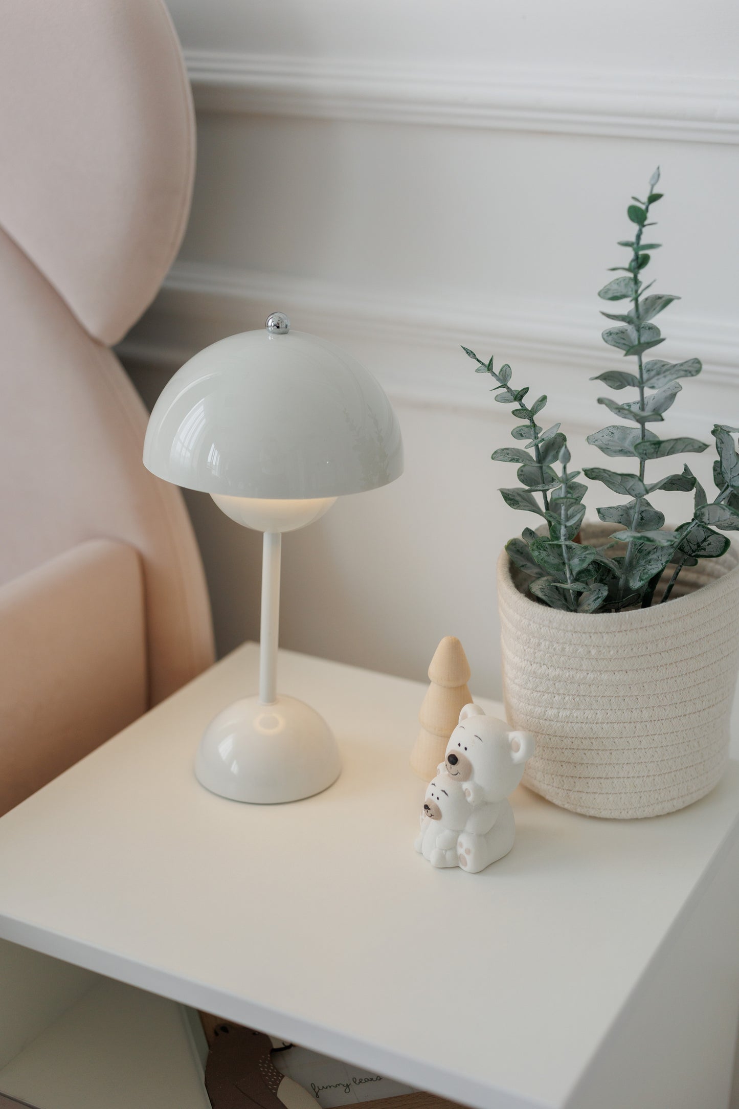 Children's bedside table with a drawer, Nude